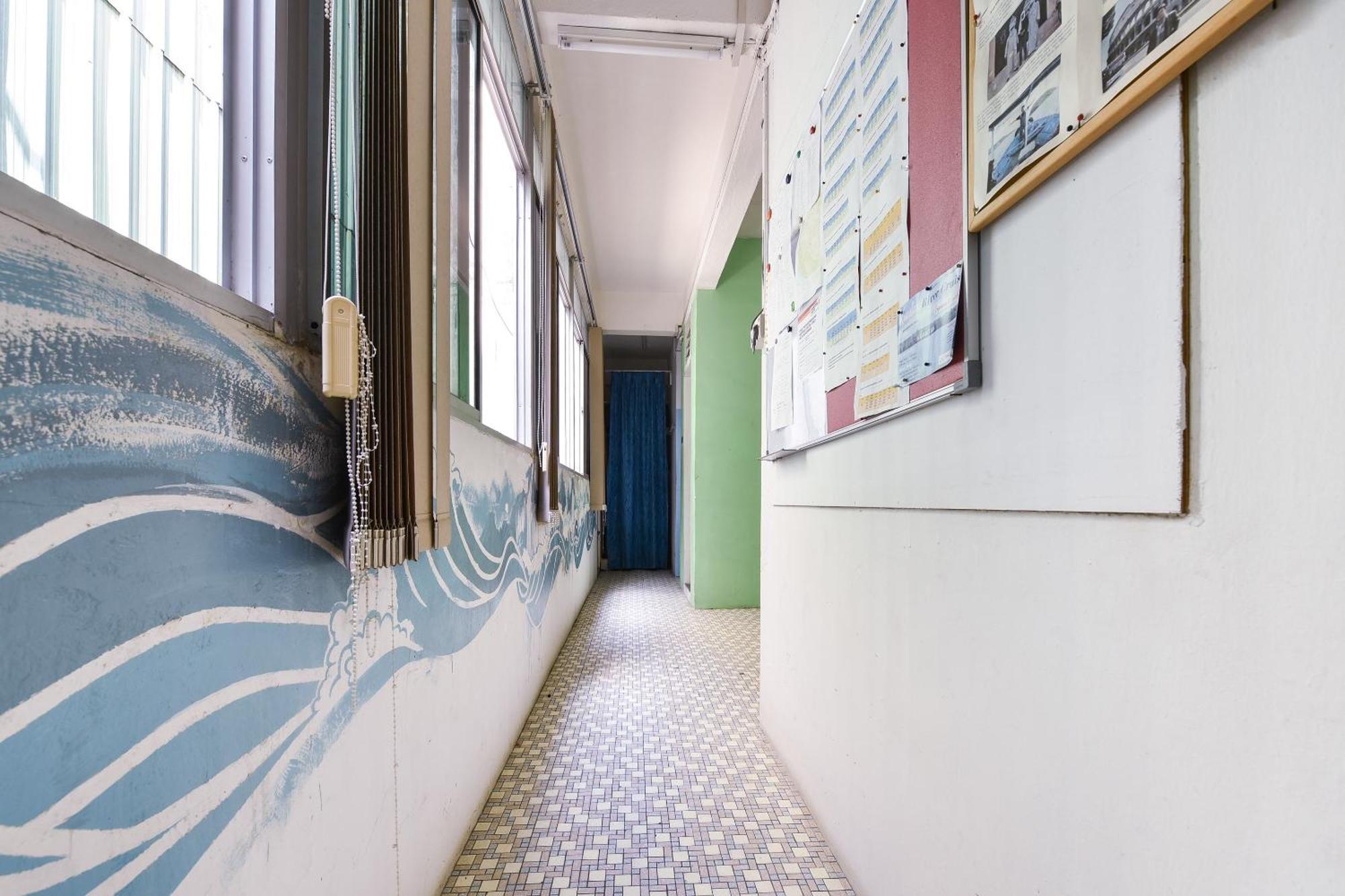 SPOT ON 89872 Kuantan Backpackers Hotel Bagian luar foto